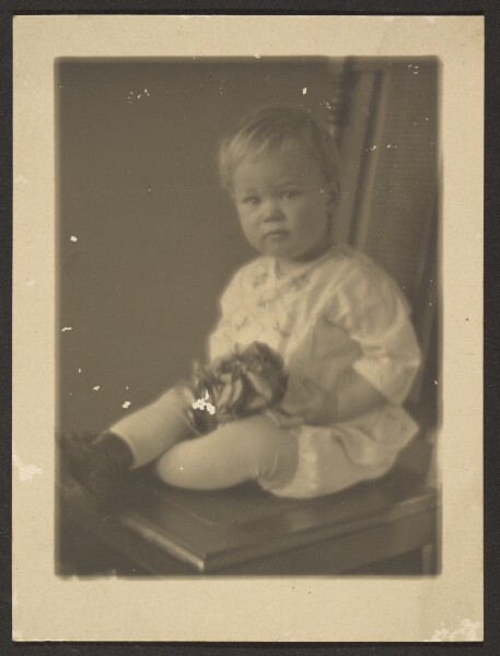 Louis Fleckenstein, [Portrait of a Young Child Holding Cloth]