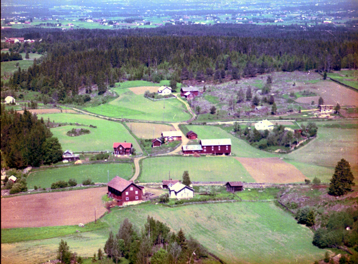 Widerøes Flyveselskap A/S, FLYFOTO ÅSEN