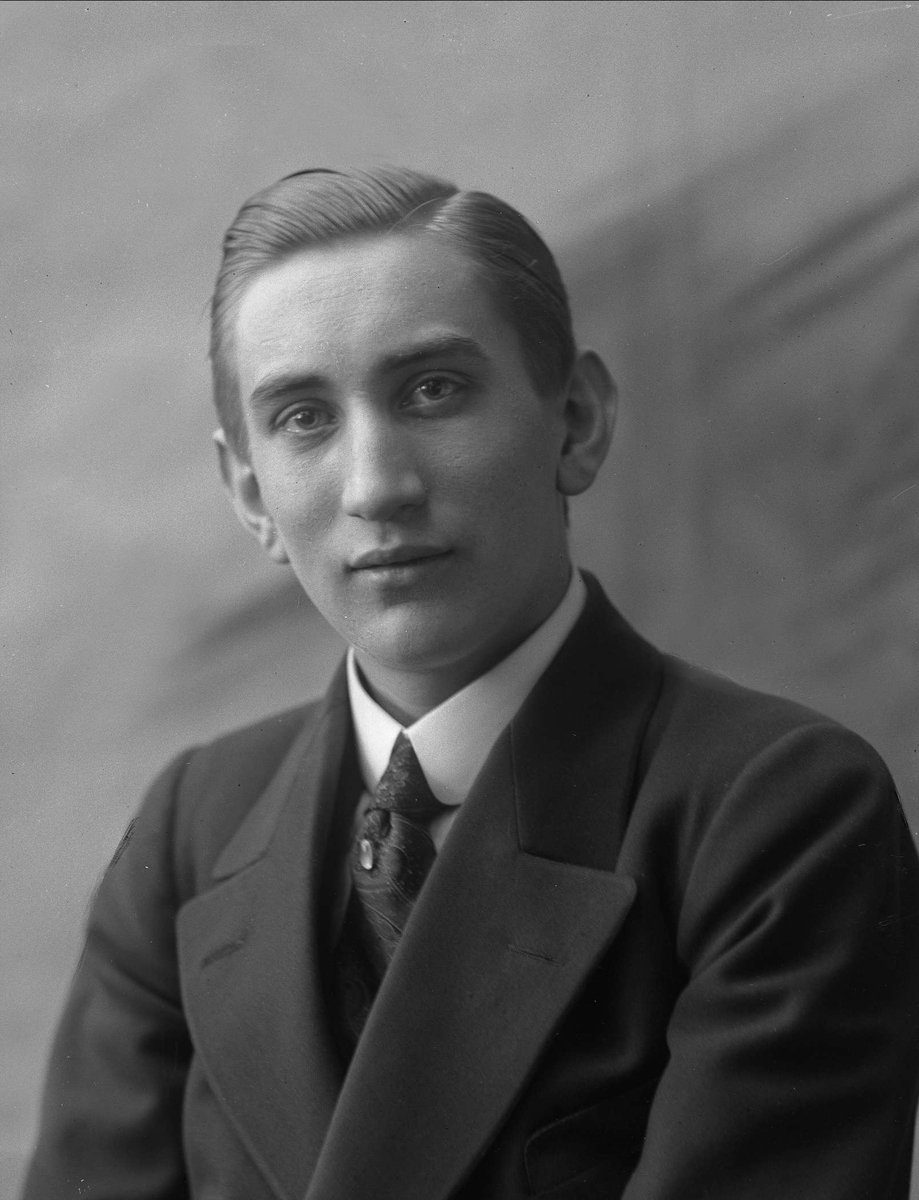 Gustav Borgen, NFB.38440