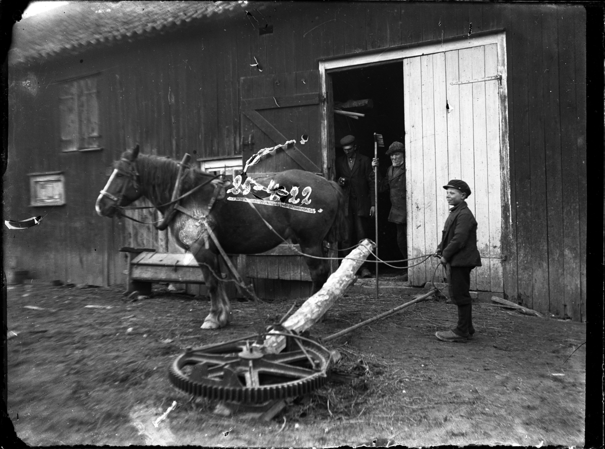 Johan Johansson, Tröskvandring på Skistad Västergård 1922