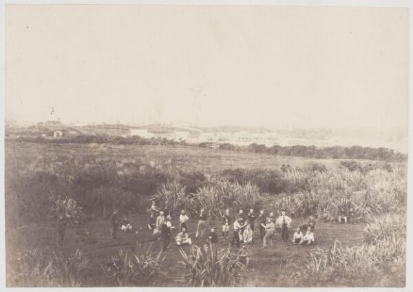 Unknown, Photograph of military staff 'settling a difference'