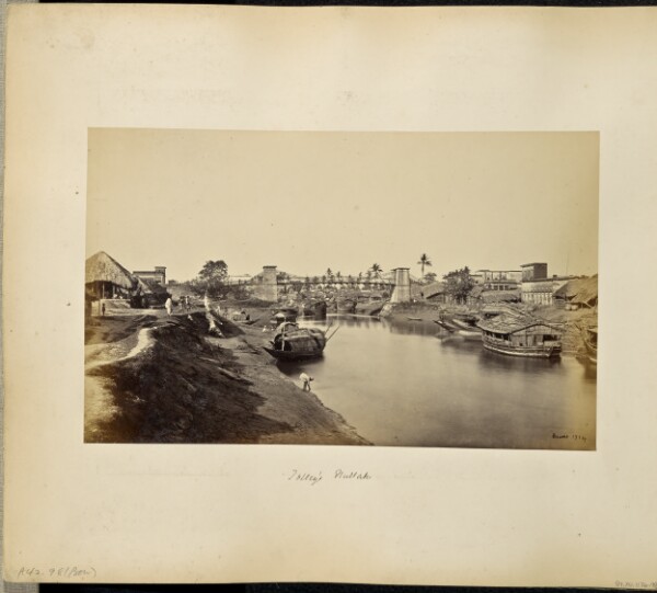 Samuel Bourne, Calcutta; View of Native Boats on the Canal, at Kali Ghat