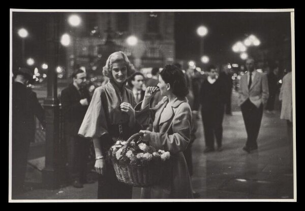 Hardy, Bert, What Makes Piccadilly?