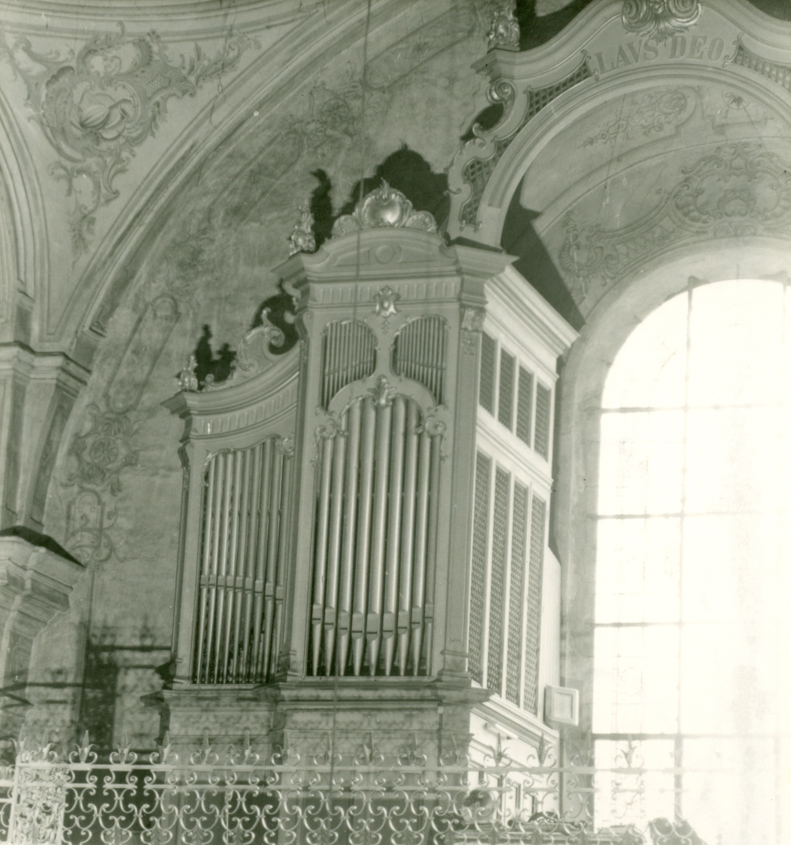 Nino Vranić, Virovitica (Virovitica) - Župna crkva Sv. Roka (franjevački samostan) - Dio prospekta - lijevo krilo