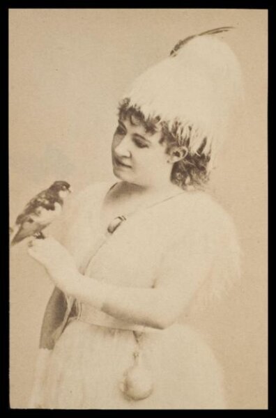 London Stereoscopic and Photographic Company, Guy Little Theatrical Photograph