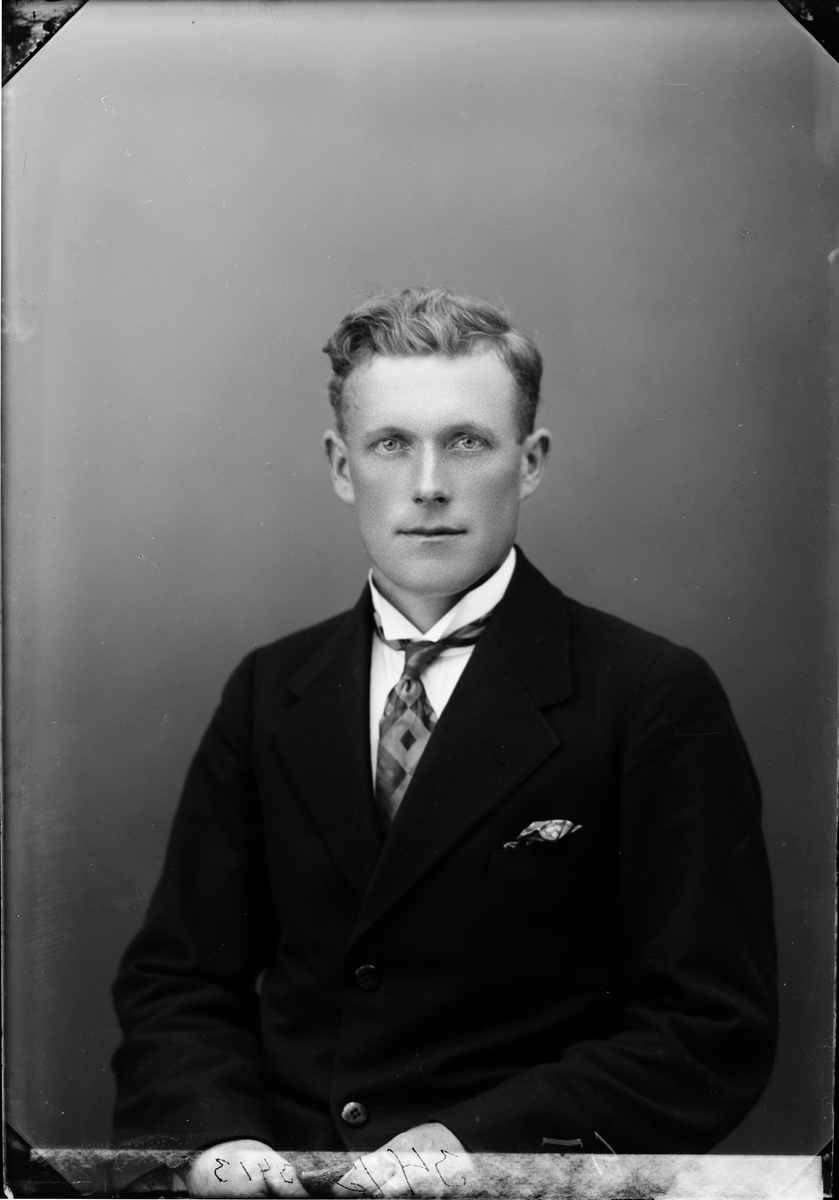 Skötsner-Edhlund, Helmar Mattsson från Raggarön, Börstil socken, Uppland 1928