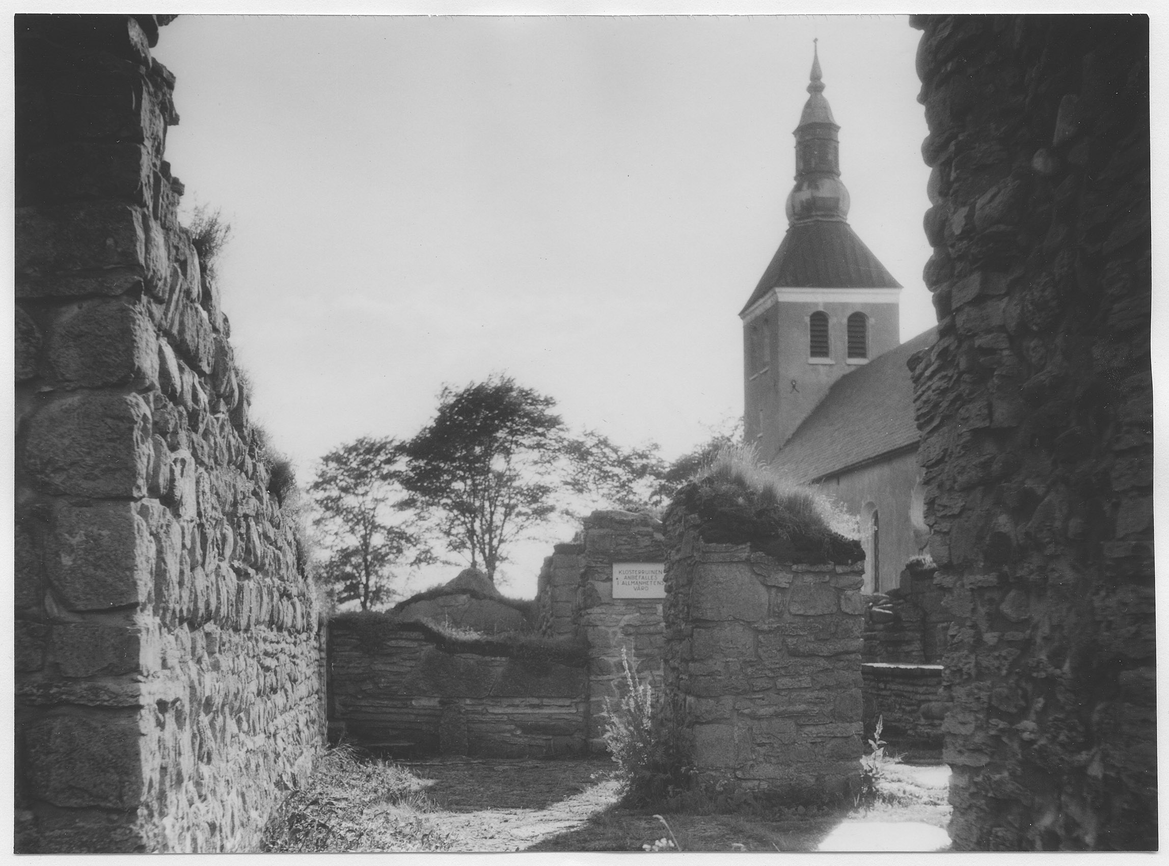 Mårten Sjöbeck, Gudhems klosterruin
