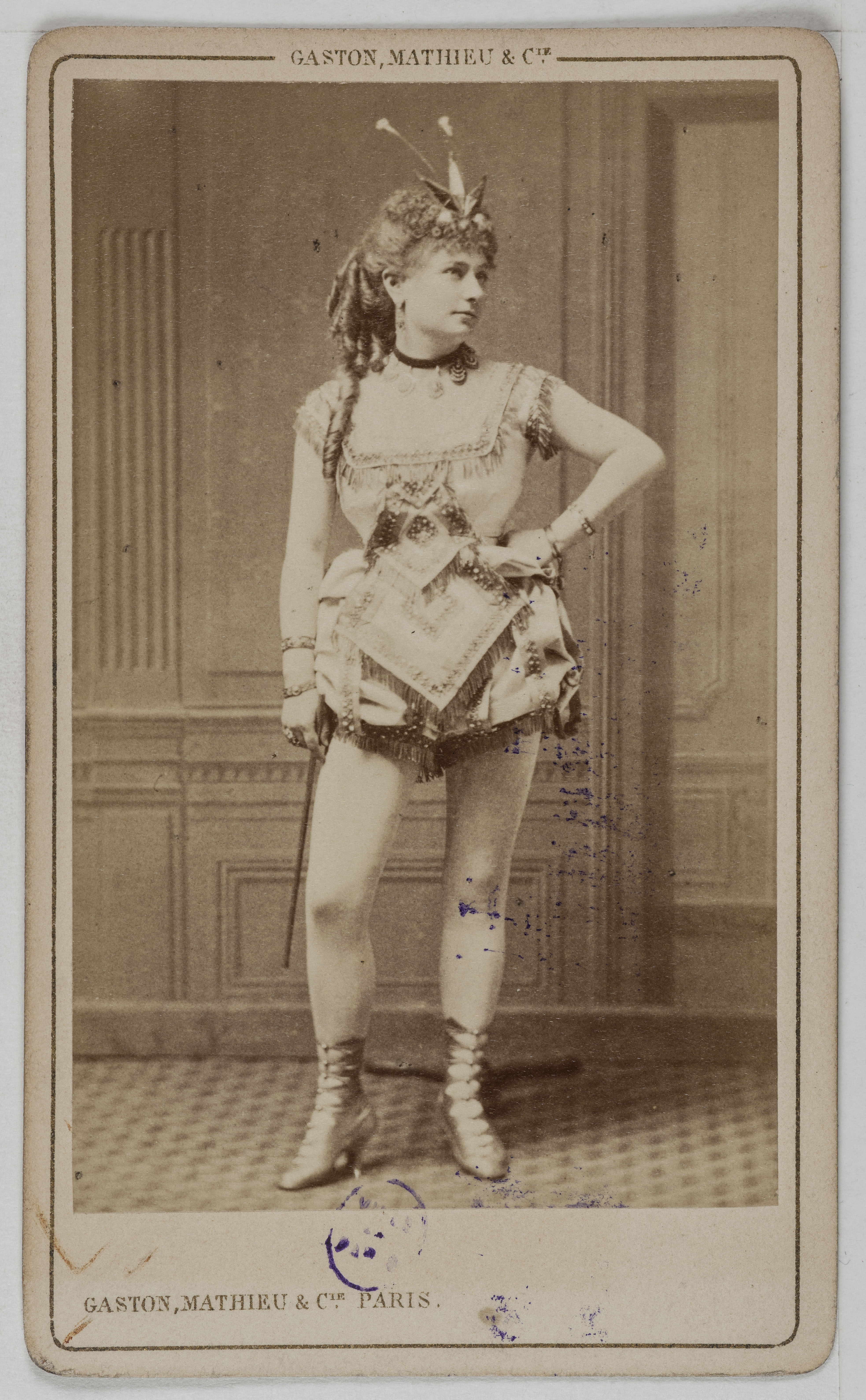 Mathieu & Cie Gaston, Portrait de Lydie, (actrice)