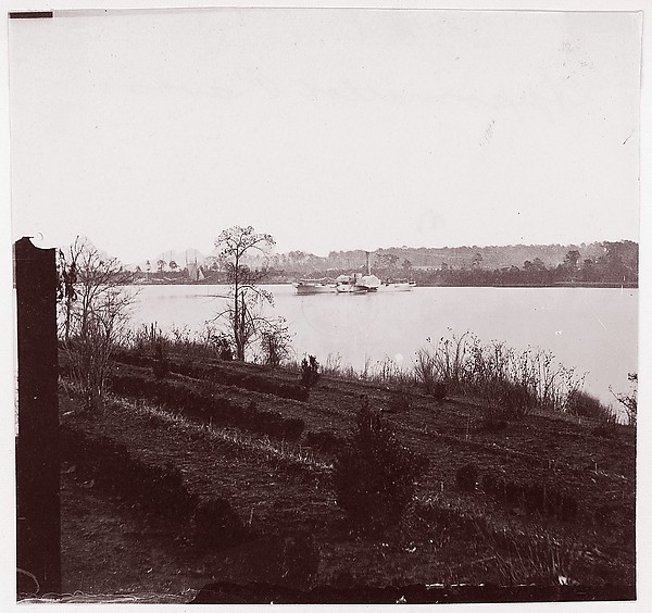 Timothy H. O'Sullivan, [View of Steamer Gunboat? on Appomattox River, Virginia]