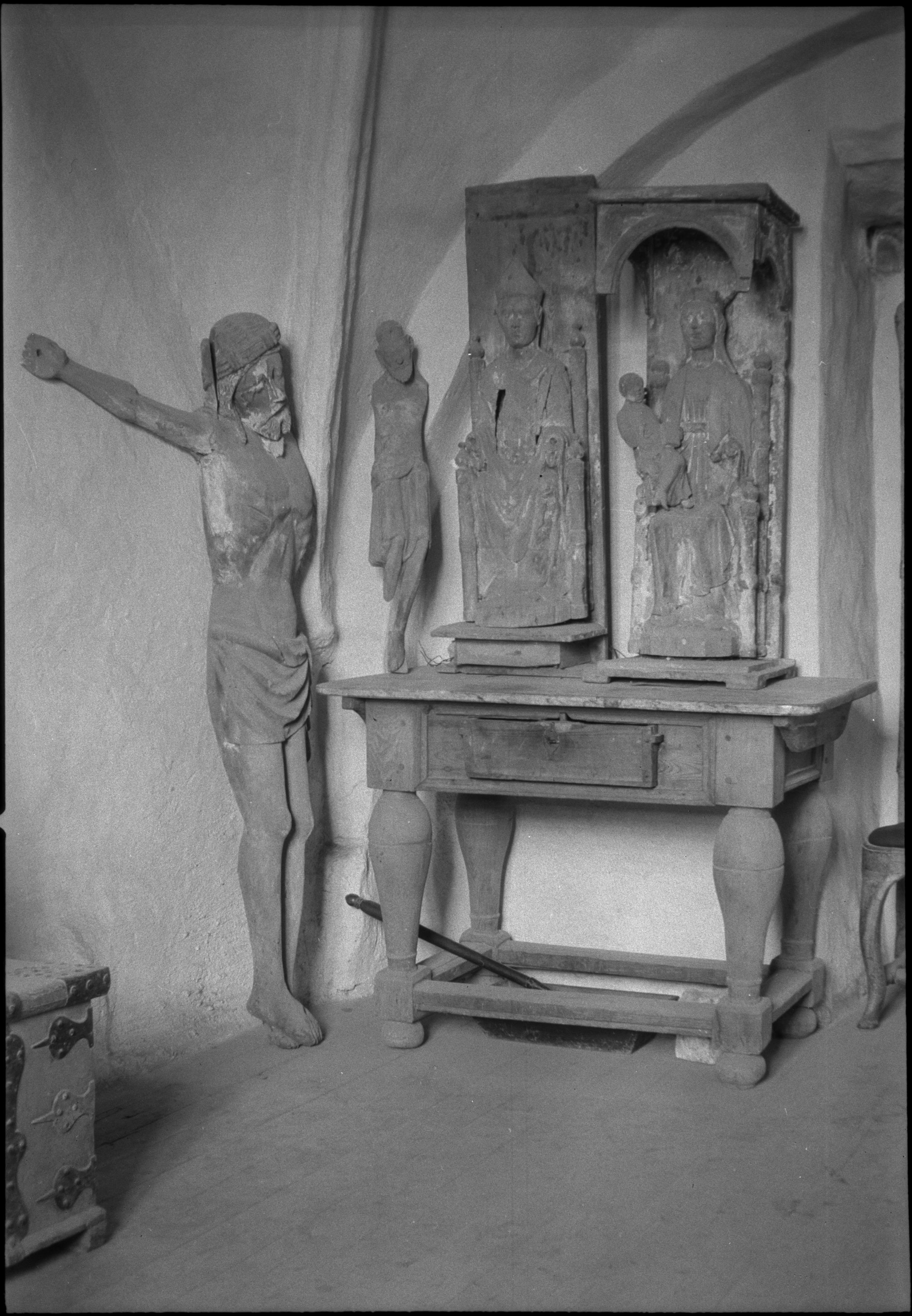 Berit Wallenberg, Hilleshögs kyrka