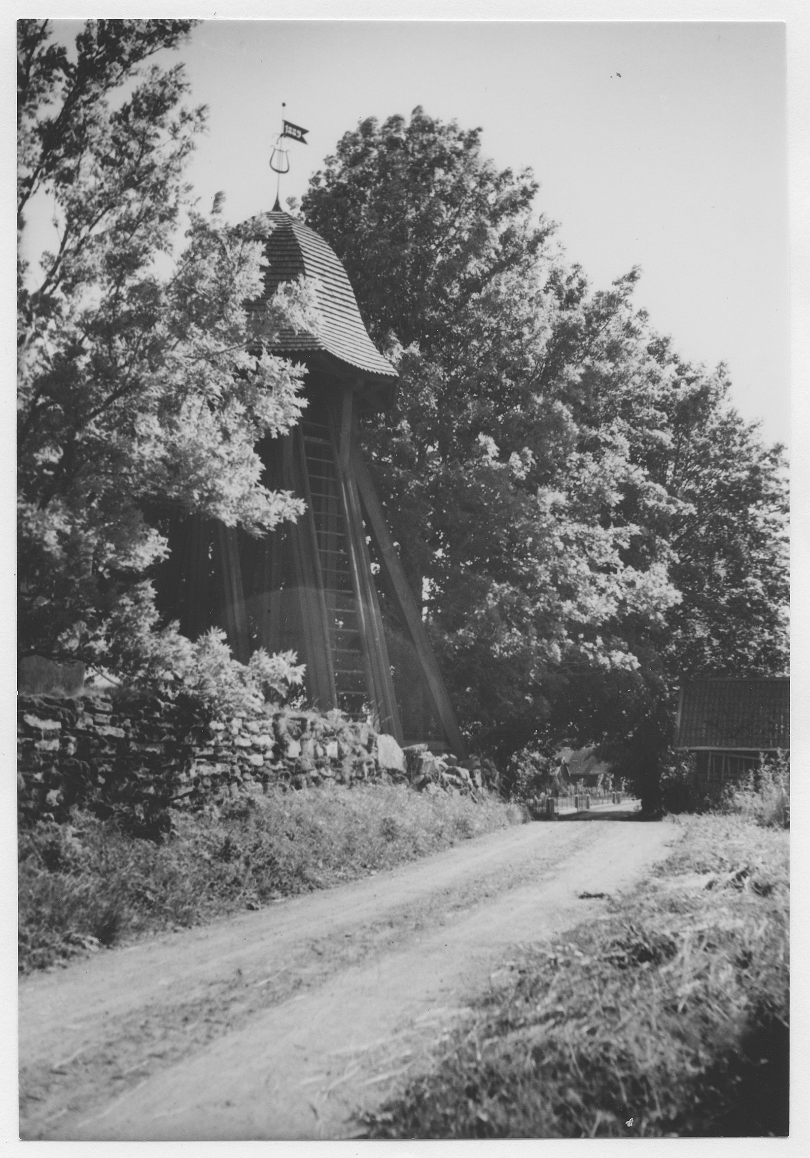 Mårten Sjöbeck, Kälvene klockstapel