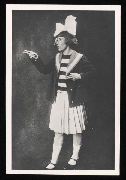 Unknown, Parade