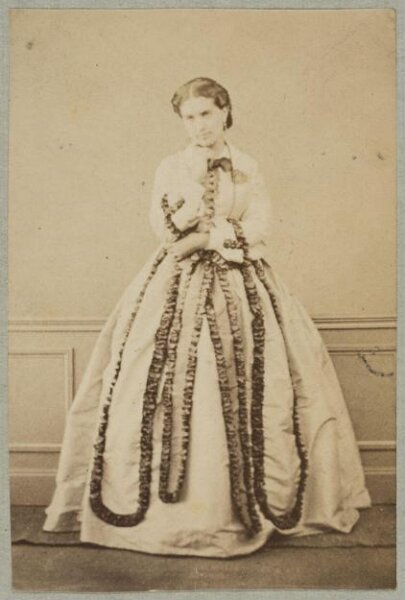 Unknown, Carte-de-visite photographs (480). Four photographs  are dry-mounted to each sheet (120).