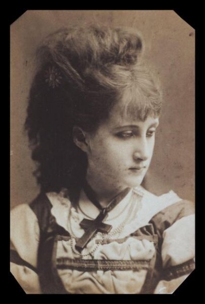 London Stereoscopic and Photographic Company, Guy Little Theatrical Photograph