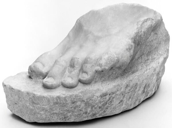 Unknown, Fragment of a Sculpture: Foot
