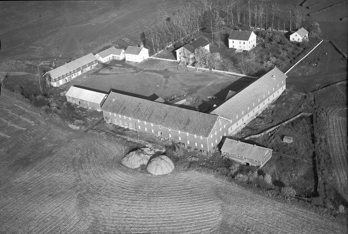 Widerøes Flyveselskap A/S, FLYFOTO HAFSAL