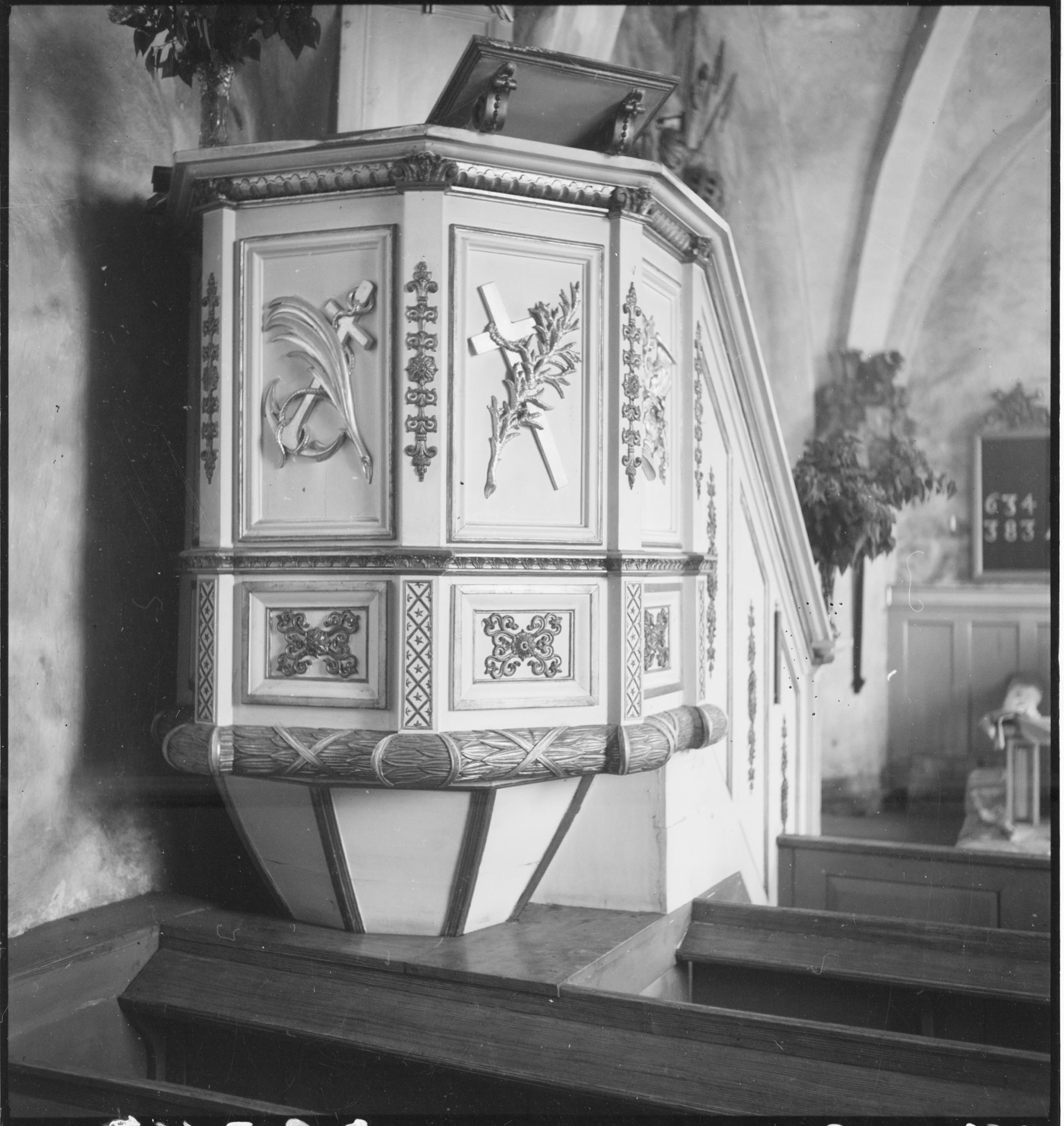 Iwar Anderson, Häggeby kyrka