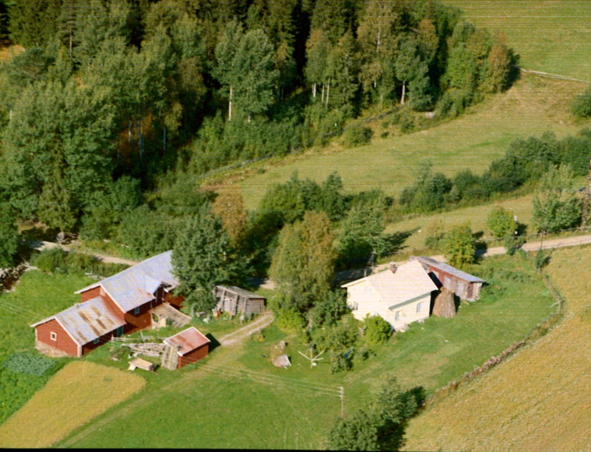 Widerøes Flyveselskap A/S, FLYFOTO SAGATUN GARD