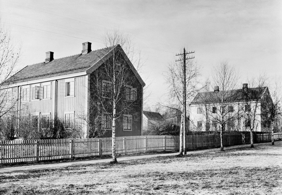 Anno Domkirkeodden, EKSTERIØR, BOLIGER FOR ØVINGSLÆRERE, HAMAR LÆRERSKOLESenere lærerboliger v/Rollsløkken skole.
