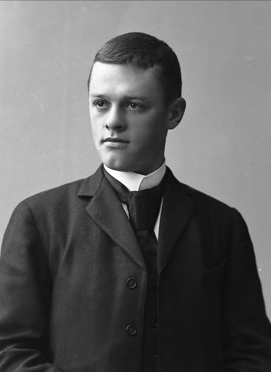 Gustav Borgen, NFB.41009