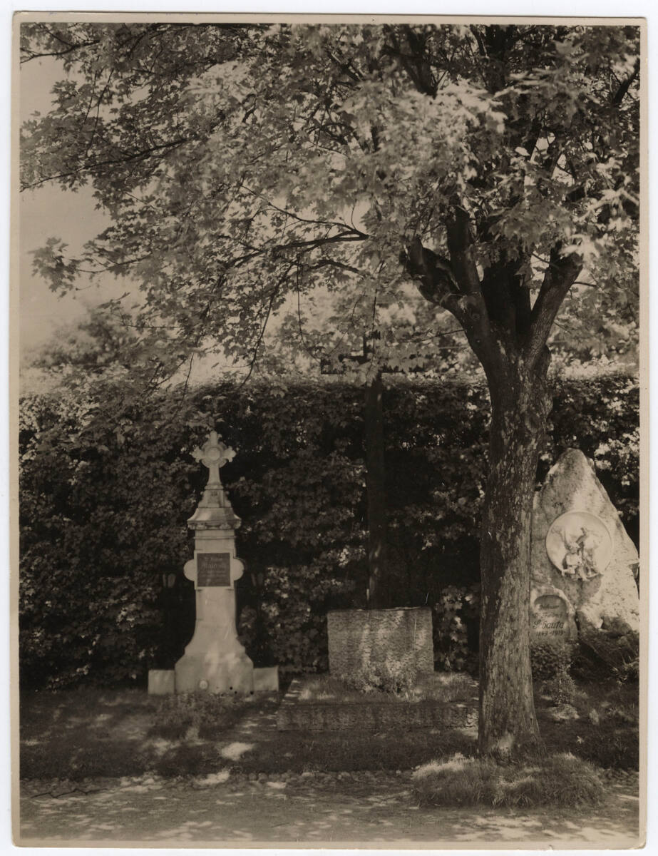Anonym, Grabmal Peter Altenberg, Wien XI., Zentralfriedhof