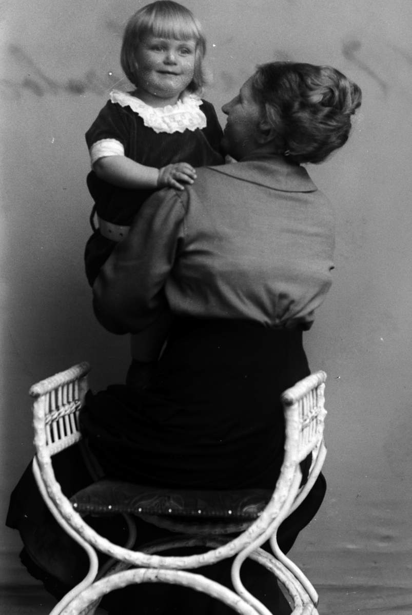 Christian Grundseth, PLATOU MURSTAD, GR: 2, BESTEMOR M/BARNEBARN?, 19005