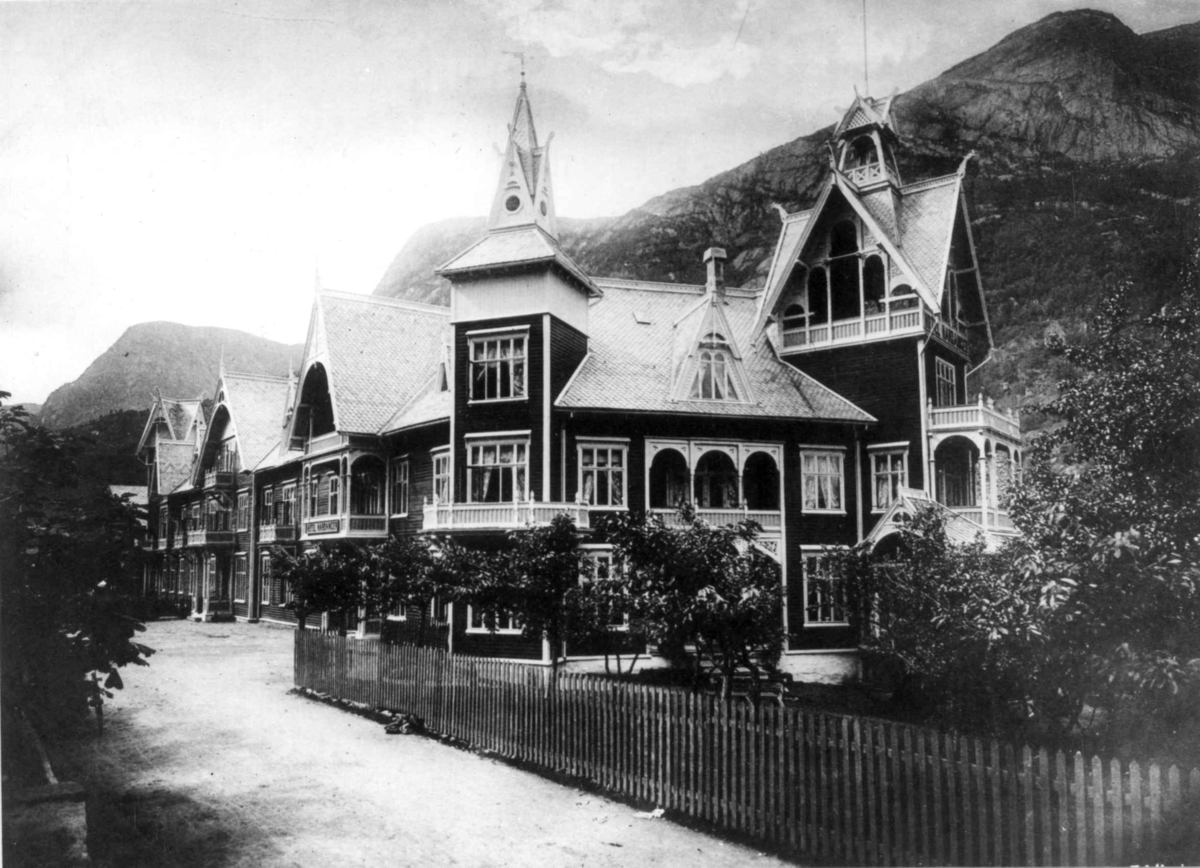 Marthinius Skøien, Hotel Hardanger, Odda, Hordaland.