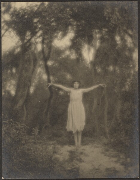 Louis Fleckenstein, [Dancer in Garden]