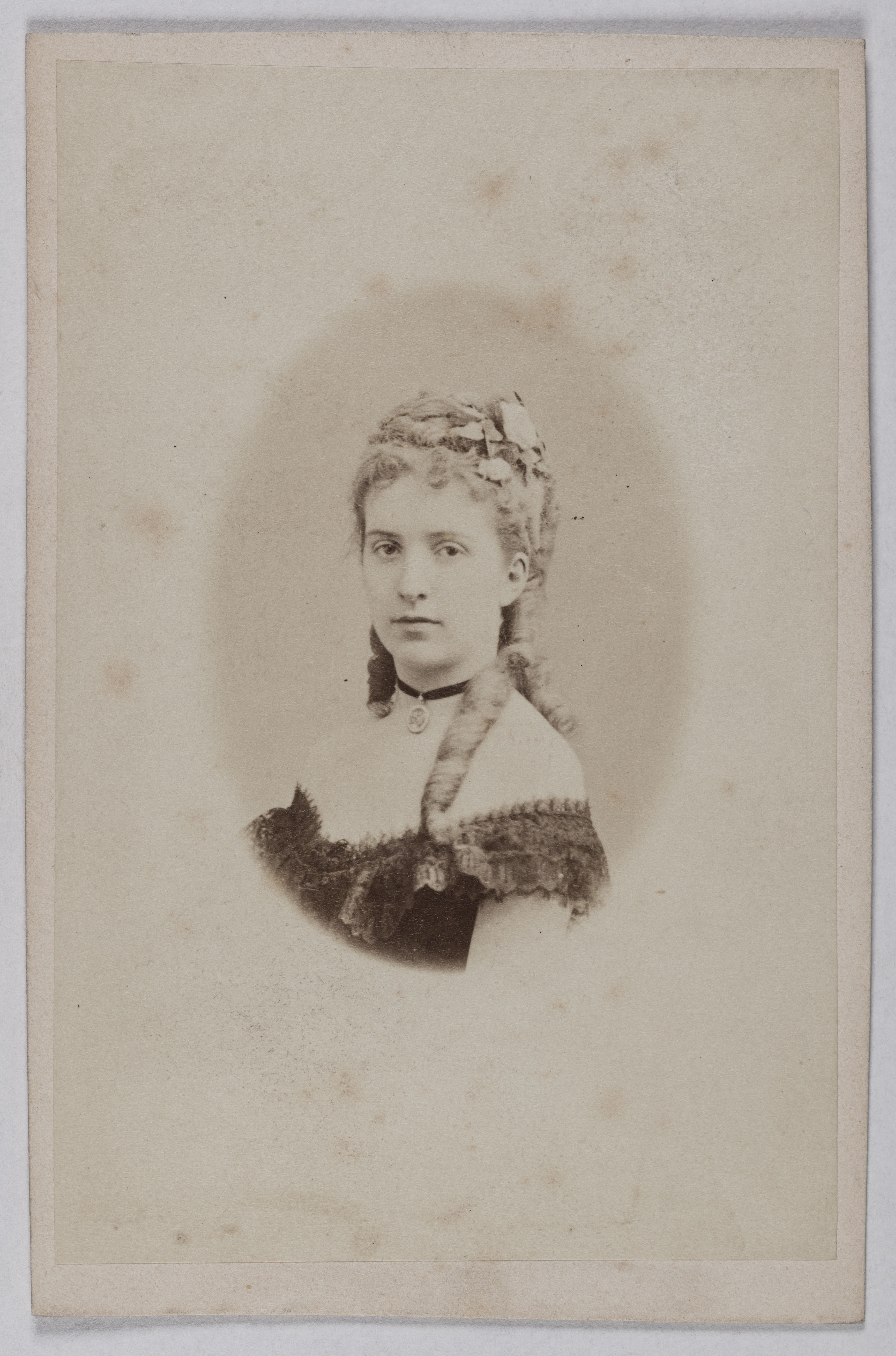 Anonyme, Portrait de Florence Georgina Marquise de Galliffet (née Laffitte), (1830-1901)