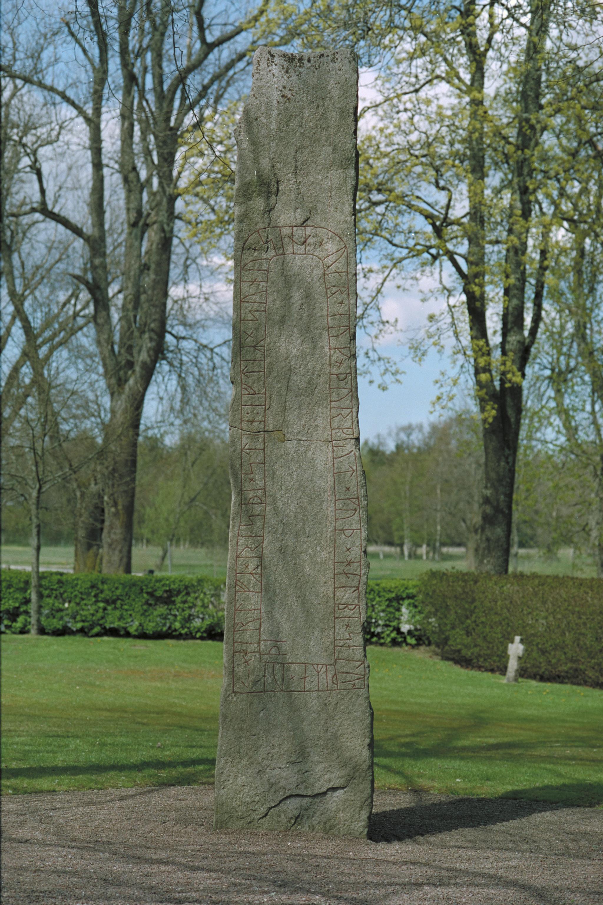 Bengt A Lundberg, Vg117 Levene kyrkogård