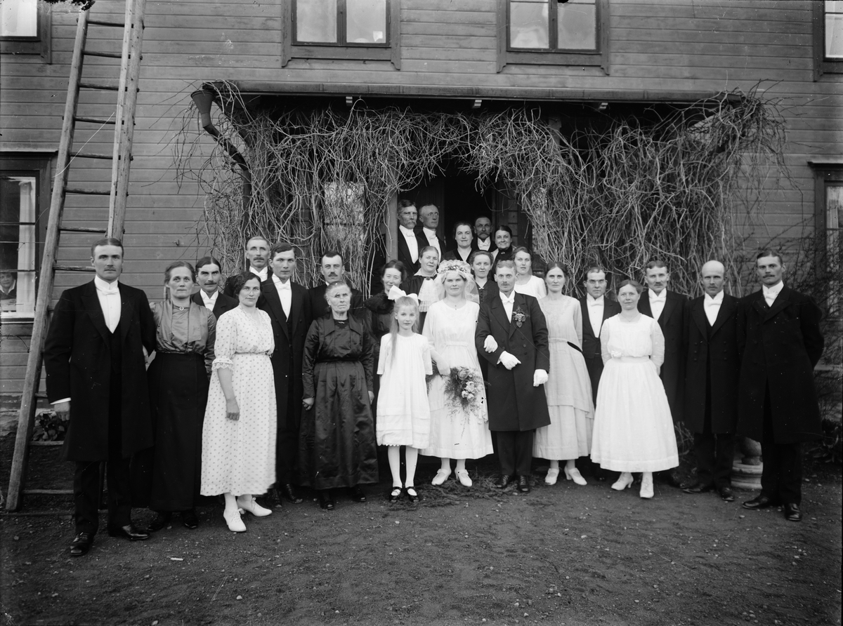 Skötsner-Edhlund, Bröllop hos familjen Forslunds, Stora Nygatan 11, Östhammar, Uppland