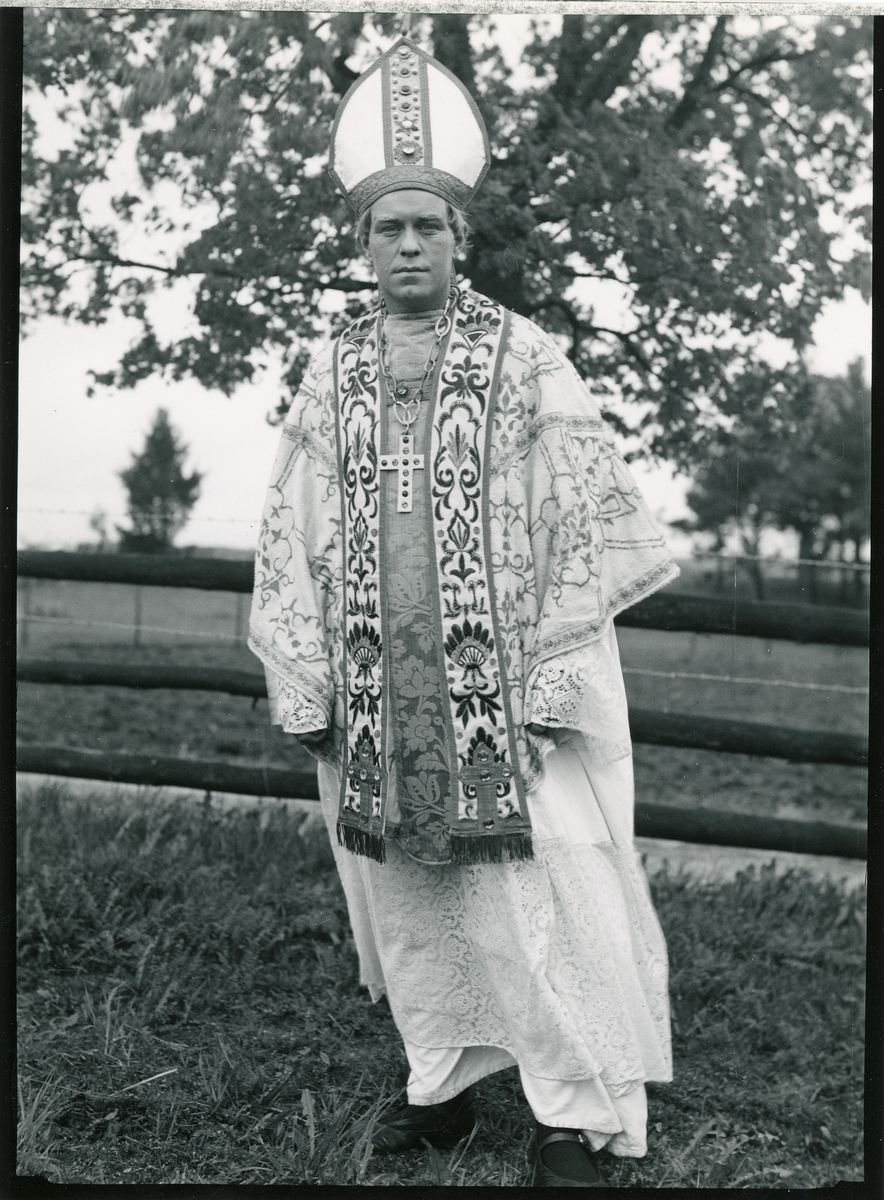 Okänd,, Actress at Harkbergafesten, Uppland 1936