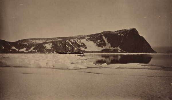 William Bradford, [Ship in Arctic Ocean]