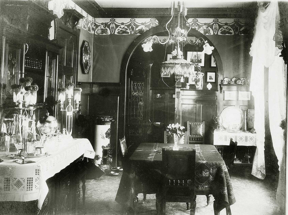 Ukjent, Interiør. Ukjent hjem i jugendstil, ca.1912.