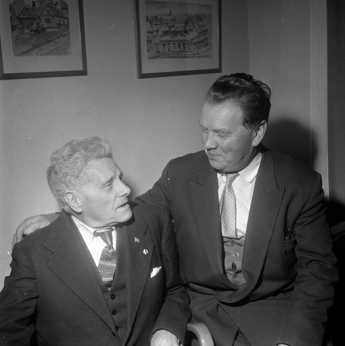 Adolf Skjegstad, ASK-04001