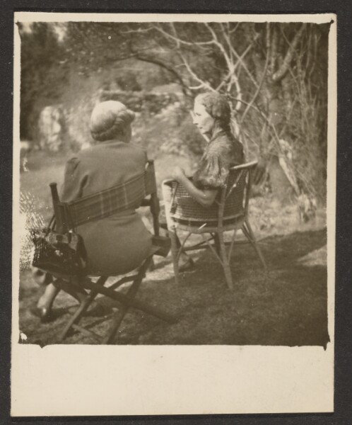 Louis Fleckenstein, [Women in Lawn Chairs]
