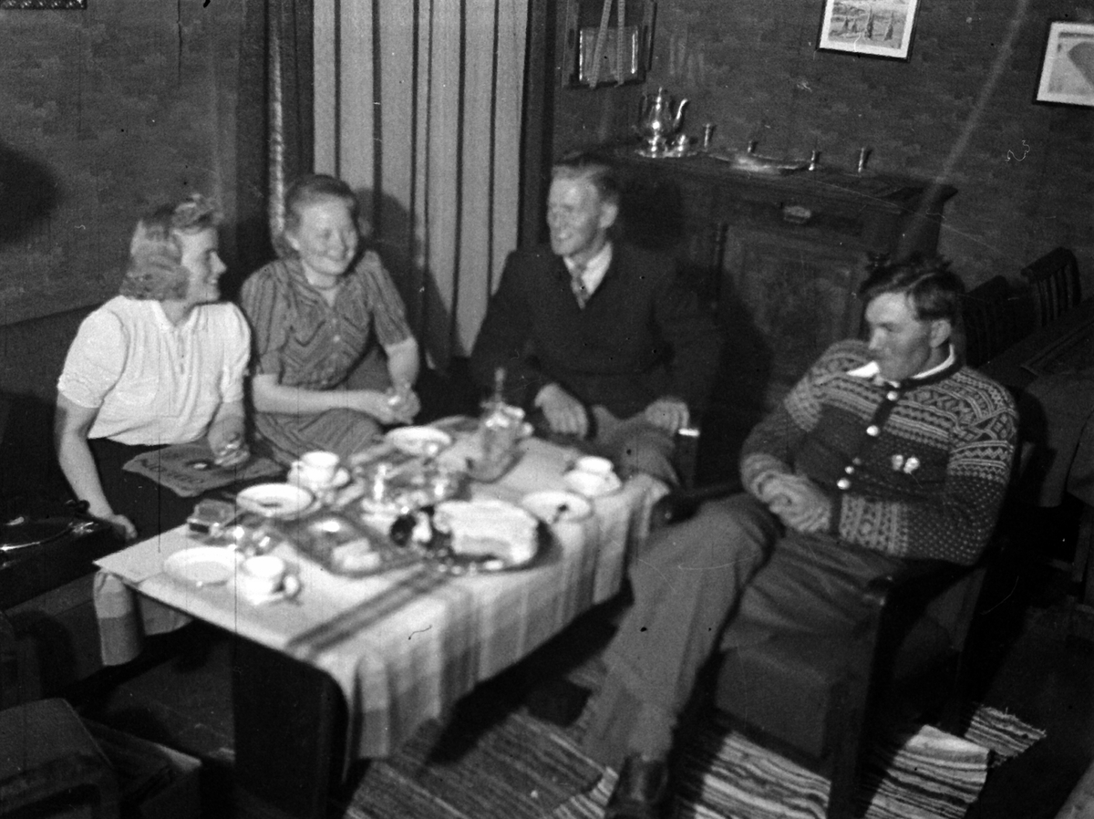 Adolf Skjegstad, ASK-02326