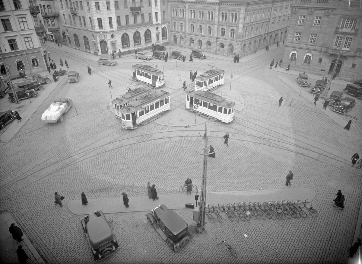 Paul Sandberg, Spårvagnar på Stora Torget, Uppsala 1939