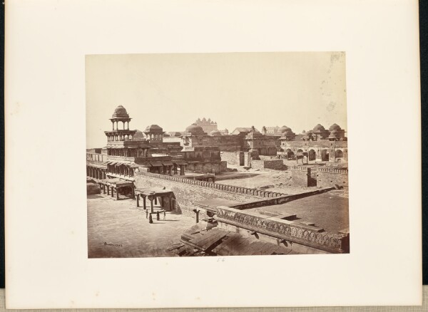 Samuel Bourne, Futtypore Sikri; View of the Ruins from the Top of the Dewan-i-Kass