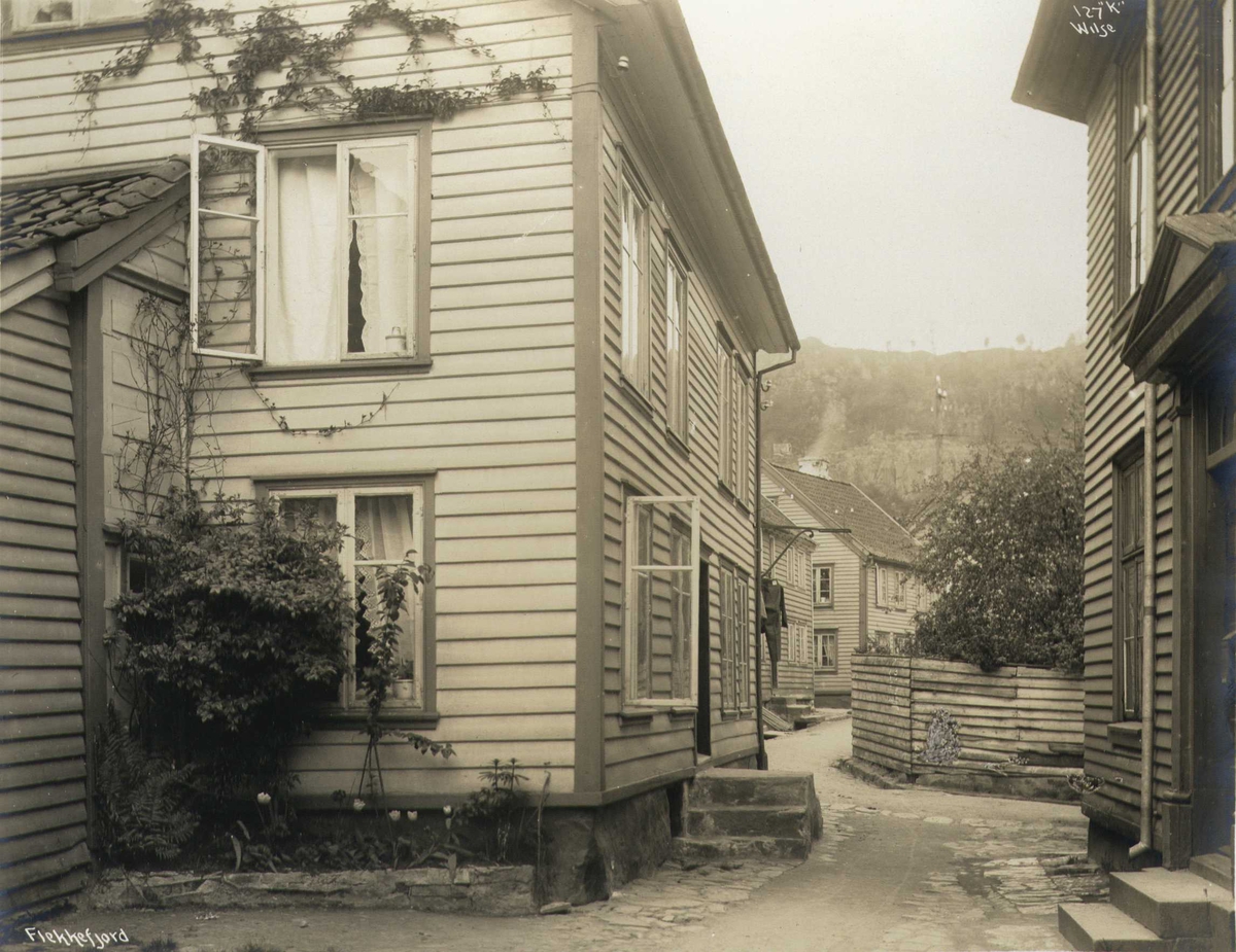 Anders Beer Wilse, Gateparti, Flekkefjord, Vest-Agder. Fotografert 1912.