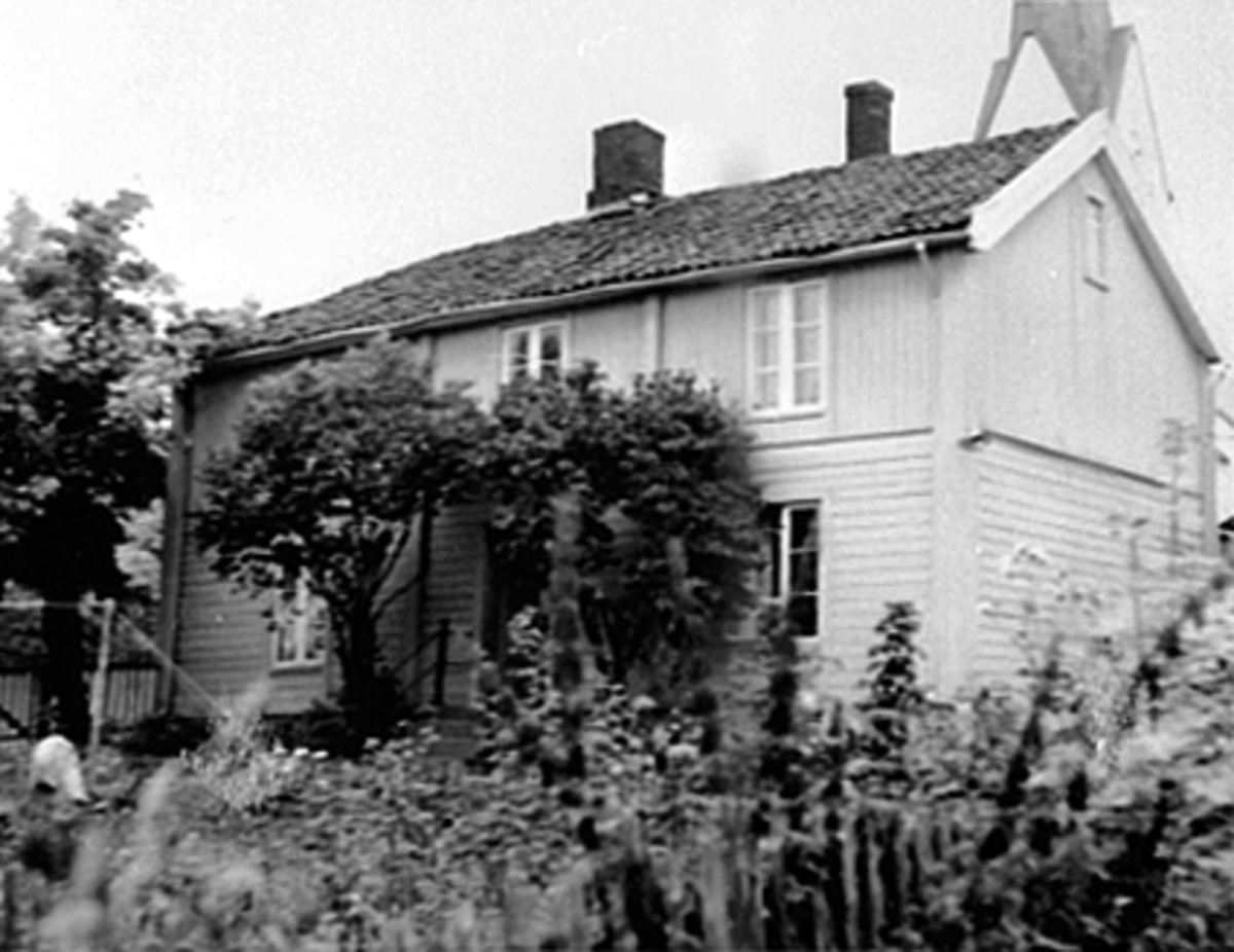 Anno Domkirkeodden, EKSTERIØR KIRSTEN FLAGSTADS FØDESTED, KIRKEGATA 11