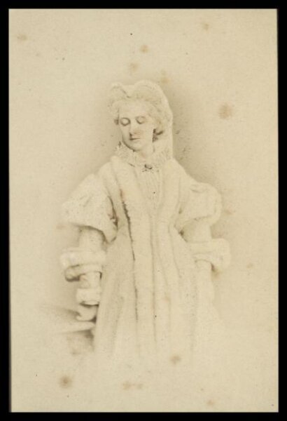 London Stereoscopic and Photographic Company, Guy Little Theatrical Photograph