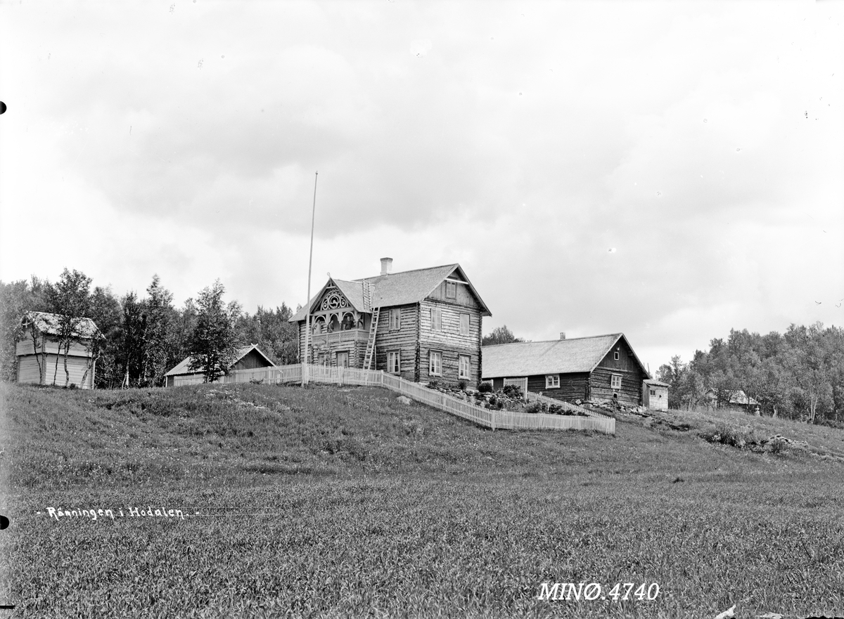 Peder J. Bredalslien, gårdsbruk, bolighus,