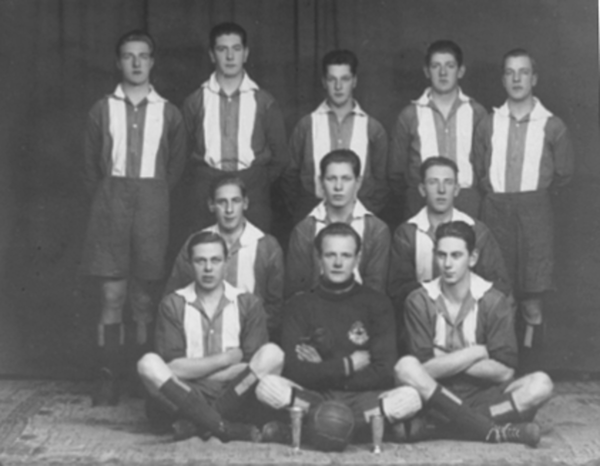 Anno Domkirkeodden, GRUPPE 11 MENN, FOTBALLAG, H. I. L. . HAMAR IDRETTSLAG