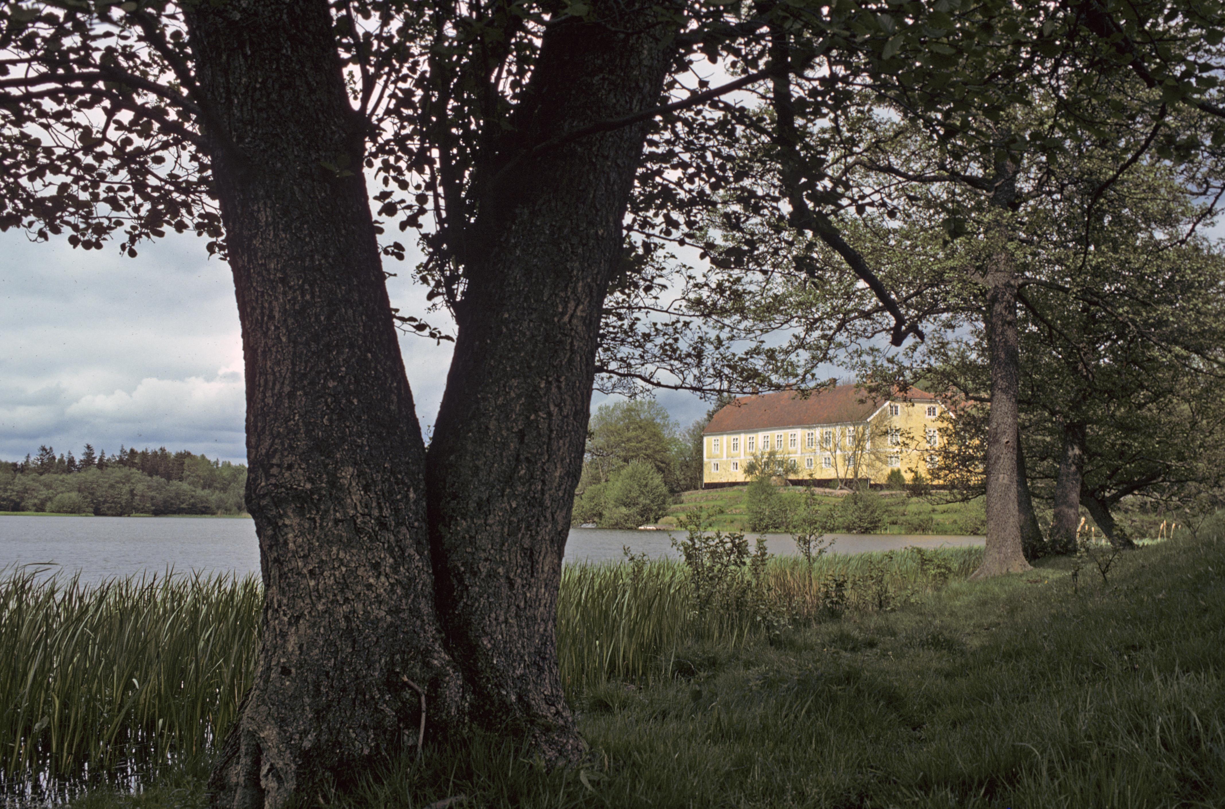 Pål-Nils Nilsson, Wallens slott