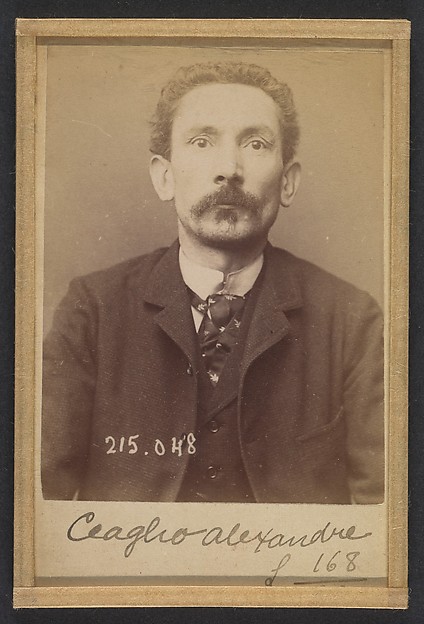 Alphonse Bertillon, Ceaglio. Alexandre, Joseph. 42 ans, né à Turin (Italie). Employé de commerce. Anarchiste. 3/3/94.
