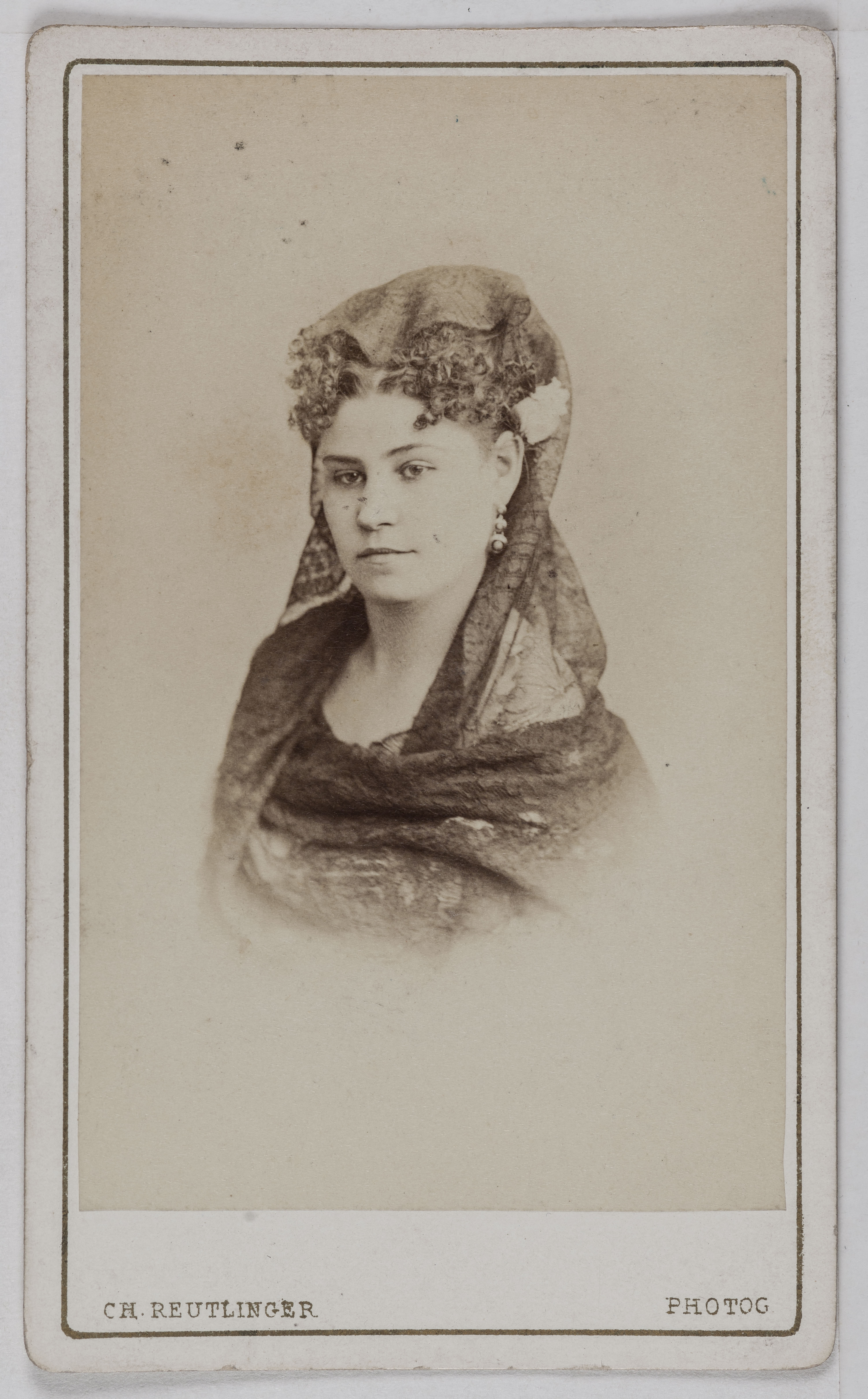 Charles Reutlinger, Portrait de Marie, (actrice)