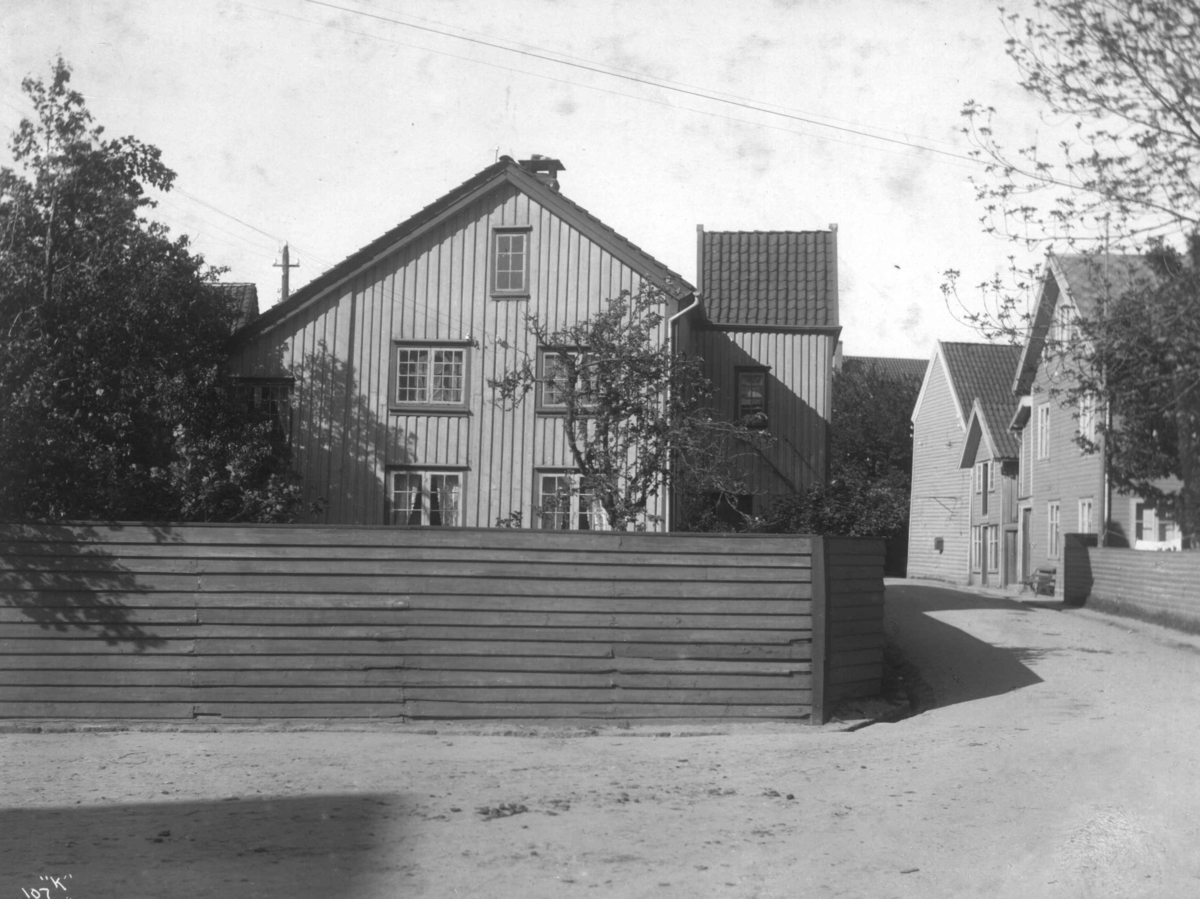 Anders Beer Wilse, Flekkefjord 1