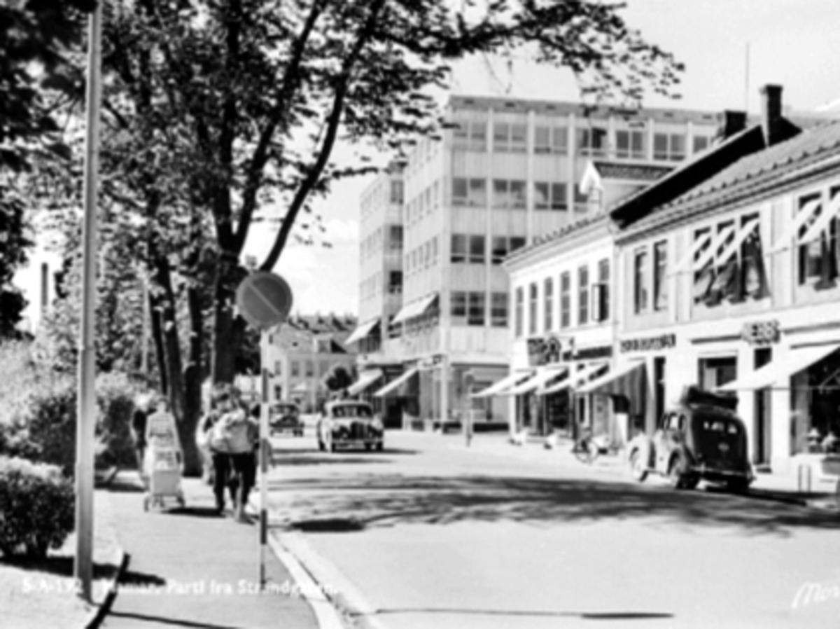 Anno Domkirkeodden, STRANDGATA 63 - 65 - 71, NEBB-UTSALG, CASABLANCA, BILTRAFIKK. DUBLETT 0401-1381.