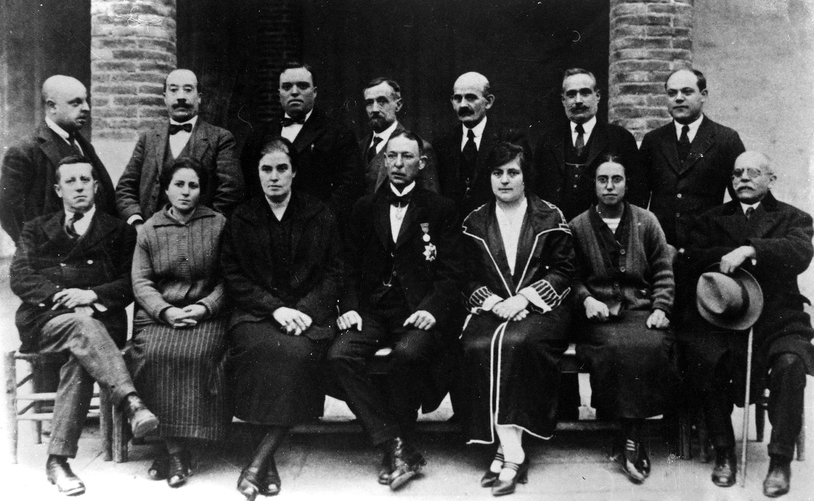 Desconegut, [Retrat de professors]